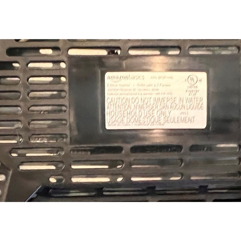 AmazonBasics 2 Slice, Extra-Wide Slot Toaster with 6 Shade Settings, Black - Picture 7 of 8